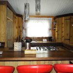 Faith Cabin, Kitche & Breakfast Bar